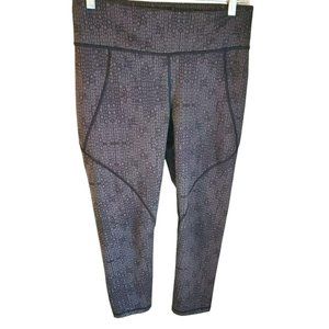 Patagonia Worn Wear Women's Black Grey Geometric Print Centered Crop Pants